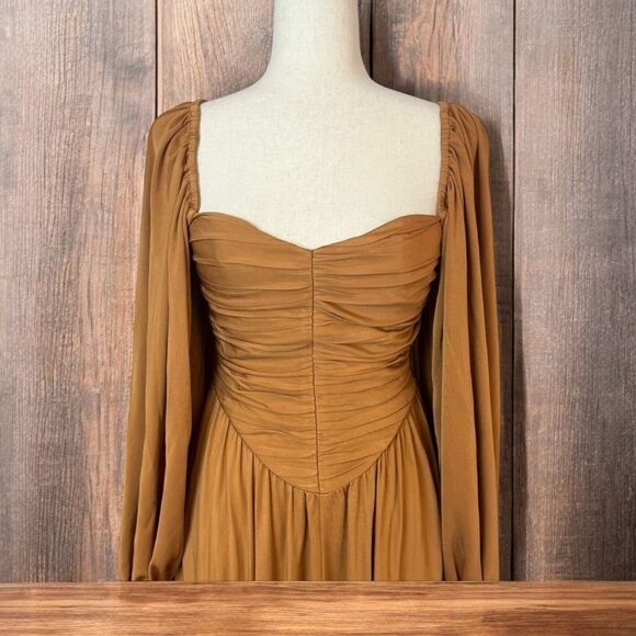The Westside Vivian Size small. Gorgeous flowing with rouching side pock… - Picture 3 of 11
